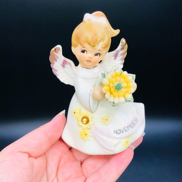 Vintage LEFTON November Birthday Month Porcelain Angel Figurine: 50s Kitsch Gift - Picture 1 of 13